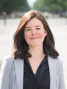 Elizabeth Lagresa-González